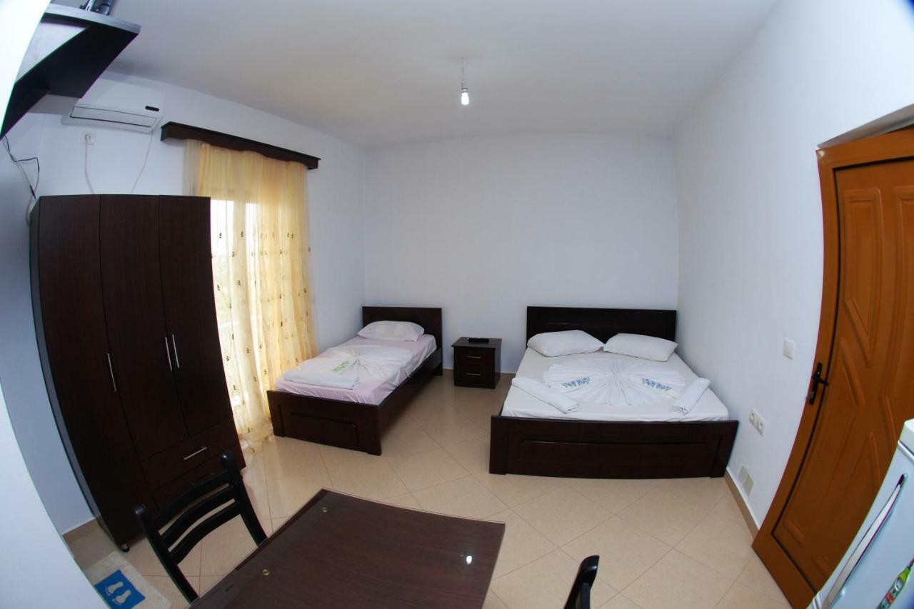 Ferienwohnung Vila Ronaldo Ksamil Exterior foto